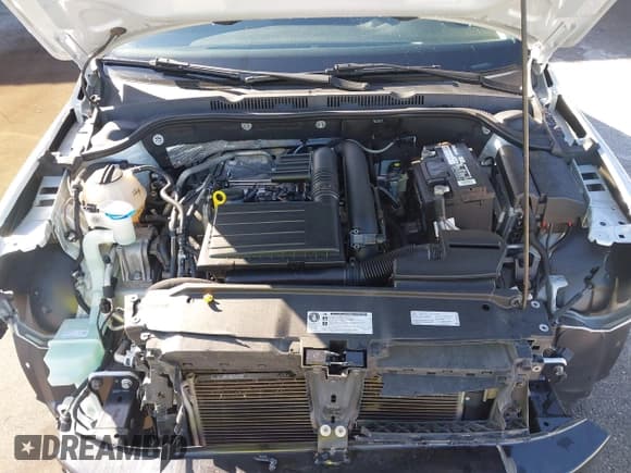 ✅ 2017 Volkswagen Jetta S • VIN: 3VW2B7AJ1HM415059 • Lot: 43555214. Wystawiony na IAAI z przebiegiem 102 894 mil. Bezpłatny archiwum sprzedaży aukcyjnych z USA i szczegółowy raport historii pojazdu na DreamBid. Zdjęcie 10.