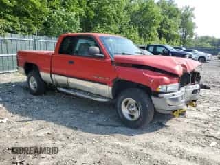 2001 Dodge 1500 z VIN 1B7HF13Z41J249432, wystawiony jako Copart lot #60514354 z przebiegiem 168 707 mil mil oraz Szkoda całkowita • Salvage title. Historia ofert i sprzedaży dostępna na DreamBid. Obrazek 4.