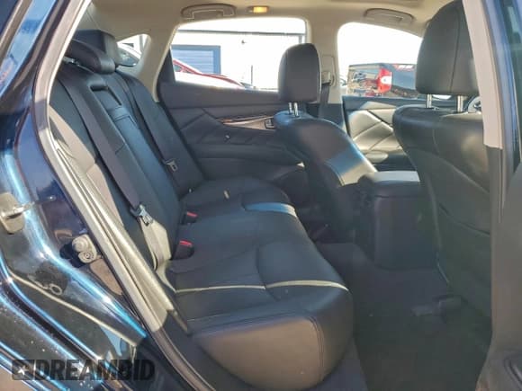 ✅ 2018 Infiniti Q70 Luxe • VIN: JN1BY1AP9JM181065 • Lot: 94047255. Listed on Copart with 53,361 mi. Free auction sales archive from the USA and detailed vehicle history report at DreamBid. Image 10.