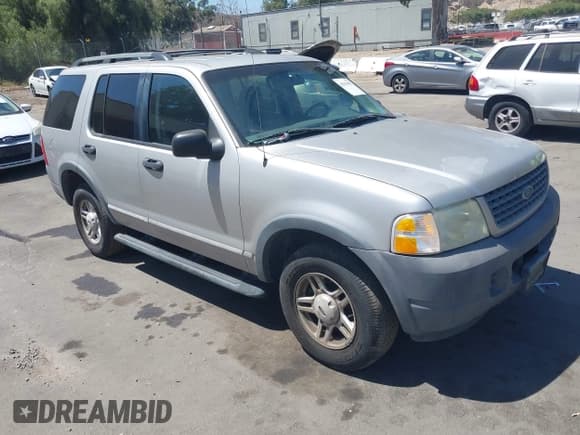 ✅ 2003 Ford Explorer XLS • VIN: 1FMZU72KX3ZA99750 • Lot: 42515852. Listed on IAAI with 271,712 mi. Free auction sales archive from the USA and detailed vehicle history report at DreamBid. Image 1.