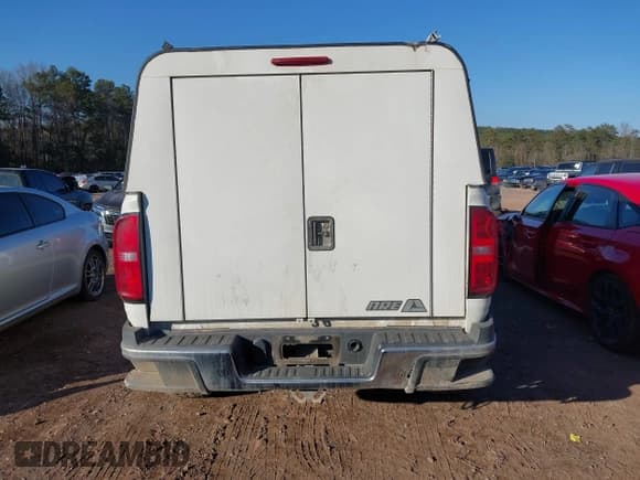 ✅ 2017 Chevrolet Colorado 4WD Work Truck • VIN: 1GCHTBEA9H1247207 • Лот: 41249068. Опубликован ранее на IAAI с пробегом 127 716 миль. Бесплатный доступ к архиву аукционных продаж из США и подробный отчёт об истории автомобиля на DreamBid. Изображение 17.