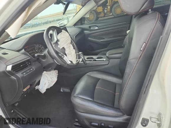 ✅ 2022 Nissan Altima SR • VIN: 1N4BL4CV4NN330044 • Lot: 85778955. Wystawiony na Copart z przebiegiem 86 830 mil. Bezpłatny archiwum sprzedaży aukcyjnych z USA i szczegółowy raport historii pojazdu na DreamBid. Zdjęcie 7.