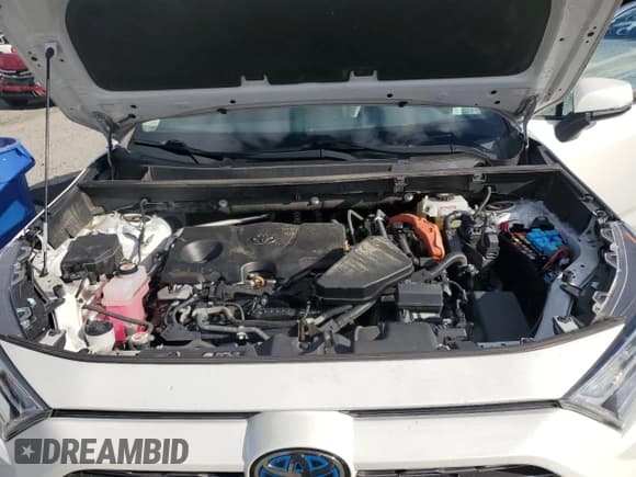 ✅ 2020 Toyota RAV4 Hybrid Limited • VIN: 2T3DWRFV7LW065581 • Lot: 89561855. Listed on Copart with 105,575 mi. Free auction sales archive from the USA and detailed vehicle history report at DreamBid. Image 12.