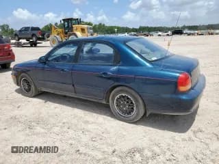 ✅ 1999 Hyundai Sonata • VIN: KMHWF25S4XA083933 • Lot: 61742525. Wystawiony na Copart z przebiegiem 84 425 mil. Bezpłatny archiwum sprzedaży aukcyjnych z USA i szczegółowy raport historii pojazdu na DreamBid. Zdjęcie 2.