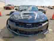 2022 Chevrolet Camaro LT1 с VIN 1G1FF1R76N0104006, выставлен на аукционе Copart как лот 85329035 с пробегом 26 797 миль миль и Списание • Salvage title. История ставок и продаж доступна на DreamBid. Изображение 5.