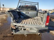 ✅ 2010 GMC Sierra 1500 • VIN: 3GTXKVE26AG101850 • Lot: 82770984. Wystawiony na Copart z przebiegiem 175 714 mil. Bezpłatny archiwum sprzedaży aukcyjnych z USA i szczegółowy raport historii pojazdu na DreamBid. Zdjęcie 6.