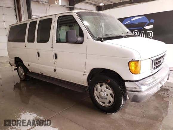 ✅ 2006 Ford Econoline Passenger XL • VIN: 1FBNE31L46HA15407 • Lot: 70873914. Listed on Copart with 183,415 mi. Free auction sales archive from the USA and detailed vehicle history report at DreamBid. Image 4.