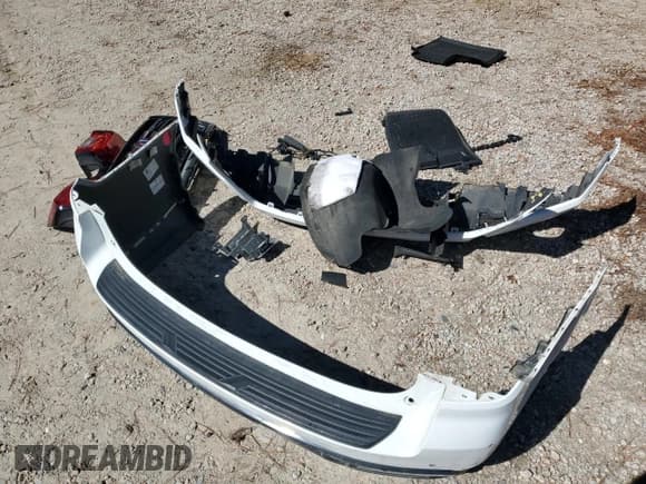 ✅ 2021 GMC Yukon AT4 • VIN: 1GKS2CKD7MR351174 • Lot: 82259975. Listed on Copart with 102,613 mi. Free auction sales archive from the USA and detailed vehicle history report at DreamBid. Image 13.