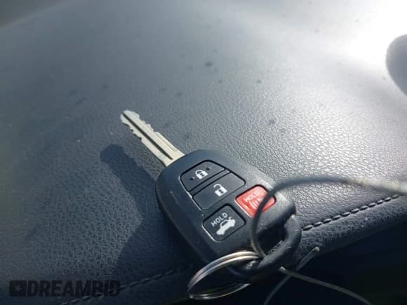 ✅ 2016 Toyota Corolla L • VIN: 5YFBURHE4GP528092 • Lot: 43462902. Listed on IAAI with 141,038 mi. Free auction sales archive from the USA and detailed vehicle history report at DreamBid. Image 11.