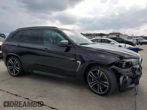 ✅ 2018 BMW X5 M • VIN: 5YMKT6C56J0Y83914 • Lot: 63685334. Wystawiony na Copart z przebiegiem 88 577 mil. Bezpłatny archiwum sprzedaży aukcyjnych z USA i szczegółowy raport historii pojazdu na DreamBid. Zdjęcie 4.