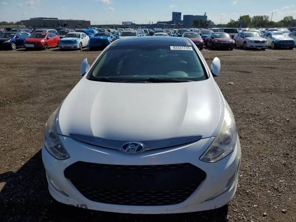 2012 Hyundai Sonata Hybrid с VIN KMHEC4A45CA019479, выставлен на аукционе Copart как лот 82331735 с пробегом 154 028 миль миль и Списание • Salvage title. История ставок и продаж доступна на DreamBid. Изображение 5.