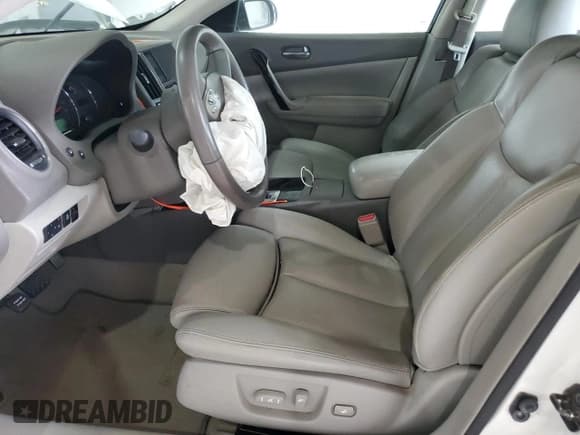 ✅ 2009 Nissan Maxima SV • VIN: 1N4AA51E49C851938 • Лот: 69308365. Опубликован ранее на Copart с пробегом 109 058 миль. Бесплатный доступ к архиву аукционных продаж из США и подробный отчёт об истории автомобиля на DreamBid. Изображение 7.