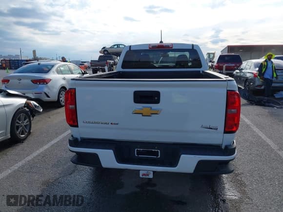 ✅ 2018 Chevrolet Colorado 2WD Work Truck • VIN: 1GCGSBEN2J1324569 • Lot: 42337304. Listed on IAAI with 122,842 mi. Free auction sales archive from the USA and detailed vehicle history report at DreamBid. Image 16.
