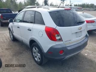✅ 2014 Chevrolet Captiva Sport LS • VIN: 3GNAL2EK7ES547033 • Lot: 42206186. Wystawiony na IAAI z przebiegiem 196 530 mil. Bezpłatny archiwum sprzedaży aukcyjnych z USA i szczegółowy raport historii pojazdu na DreamBid. Zdjęcie 3.
