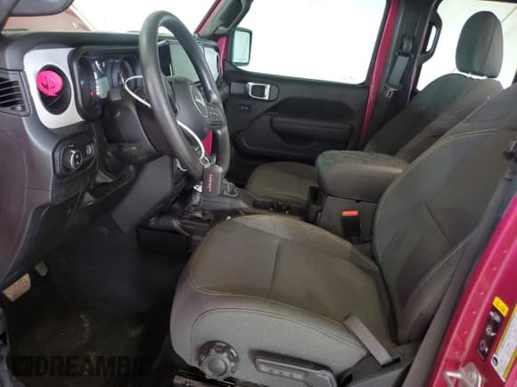 ✅ 2024 Jeep Gladiator Sport S • VIN: 1C6HJTAG5RL131165 • Lot: 64739695. Wystawiony na Copart z przebiegiem 7 054 mil. Bezpłatny archiwum sprzedaży aukcyjnych z USA i szczegółowy raport historii pojazdu na DreamBid. Zdjęcie 7.