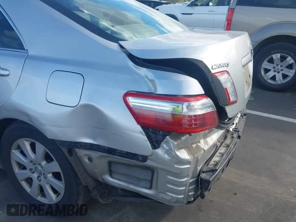 ✅ 2009 Toyota Camry • VIN: 4T1BB46K69U108806 • Lot: 43399813. Listed on IAAI with 173,003 mi. Free auction sales archive from the USA and detailed vehicle history report at DreamBid. Image 6.