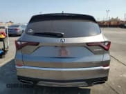 ✅ 2025 Acura MDX Technology • VIN: 5J8YE1H44SL015556 • Lot: 68662315. Wystawiony na Copart z przebiegiem 11 044 mil. Bezpłatny archiwum sprzedaży aukcyjnych z USA i szczegółowy raport historii pojazdu na DreamBid. Zdjęcie 6.
