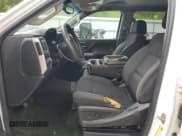 ✅ 2015 Chevrolet Silverado 2500HD LT • VIN: 1GC1KVEG8FF161042 • Lot: 52849325. Wystawiony na Copart z przebiegiem Nie podano. Bezpłatny archiwum sprzedaży aukcyjnych z USA i szczegółowy raport historii pojazdu na DreamBid. Zdjęcie 7.