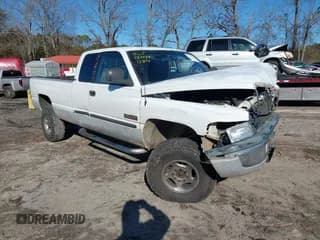 ✅ 2000 Dodge 2500 • VIN: 3B7KF2368YG109364 • Lot: 41375210. Wystawiony na IAAI z przebiegiem 316 487 mil. Bezpłatny archiwum sprzedaży aukcyjnych z USA i szczegółowy raport historii pojazdu na DreamBid. Zdjęcie 1.