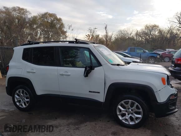 ✅ 2015 Jeep Renegade Latitude • VIN: ZACCJBBT9FPB63813 • Lot: 43671626. Wystawiony na IAAI z przebiegiem 161 029 mil. Bezpłatny archiwum sprzedaży aukcyjnych z USA i szczegółowy raport historii pojazdu na DreamBid. Zdjęcie 13.