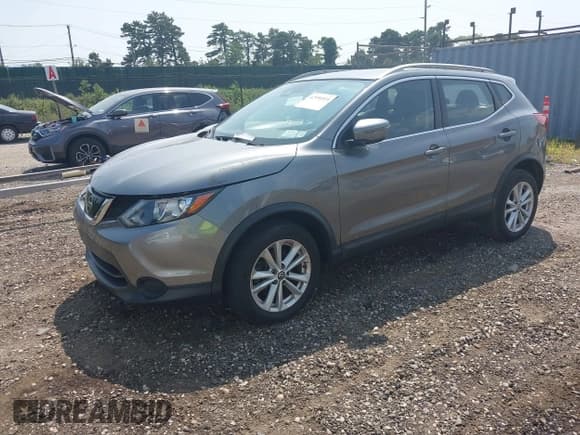 ✅ 2019 Nissan Rogue S • VIN: JN1BJ1CR9KW629877 • Lot: 42950910. Wystawiony na IAAI z przebiegiem 38 922 mil. Bezpłatny archiwum sprzedaży aukcyjnych z USA i szczegółowy raport historii pojazdu na DreamBid. Zdjęcie 2.
