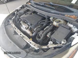 ✅ 2017 Chevrolet Cruze Premier • VIN: 1G1BF5SM9H7183754 • Lot: 43566232. Wystawiony na IAAI z przebiegiem 199 669 mil. Bezpłatny archiwum sprzedaży aukcyjnych z USA i szczegółowy raport historii pojazdu na DreamBid. Zdjęcie 6.