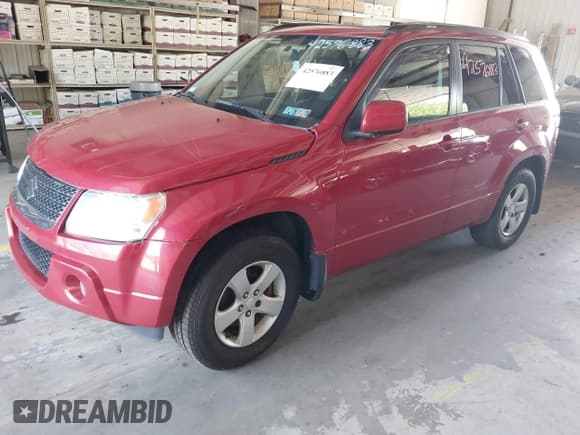 ✅ 2009 Suzuki Grand Vitara • VIN: JS3TD044394100678 • Lot: 42576883. Wystawiony na IAAI z przebiegiem 234 663 mil. Bezpłatny archiwum sprzedaży aukcyjnych z USA i szczegółowy raport historii pojazdu na DreamBid. Zdjęcie 2.