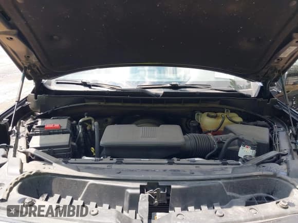 ✅ 2022 GMC Yukon XL SLT • VIN: 1GKS2GKD9NR312210 • Lot: 42646785. Wystawiony na IAAI z przebiegiem 99 276 mil. Bezpłatny archiwum sprzedaży aukcyjnych z USA i szczegółowy raport historii pojazdu na DreamBid. Zdjęcie 10.