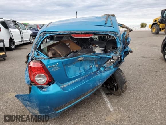 ✅ 2009 Chevrolet Aveo 1LT • VIN: KL1TD66E89B627058 • Лот: 81992905. Опубликован ранее на Copart с пробегом 199 973 миль. Бесплатный доступ к архиву аукционных продаж из США и подробный отчёт об истории автомобиля на DreamBid. Изображение 6.