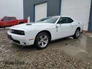 ✅ 2022 Dodge Challenger SXT • VIN: 2C3CDZAG2NH199867 • Lot: 80801653. Wystawiony na Copart z przebiegiem Nie podano. Bezpłatny archiwum sprzedaży aukcyjnych z USA i szczegółowy raport historii pojazdu na DreamBid. Zdjęcie 1.