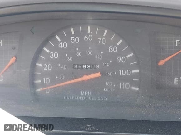 ✅ 1999 Toyota Tacoma • VIN: 4TANL42N4XZ481305 • Лот: 42586595. Опубликован ранее на IAAI с пробегом 239 303 миль. Бесплатный доступ к архиву аукционных продаж из США и подробный отчёт об истории автомобиля на DreamBid. Изображение 7.