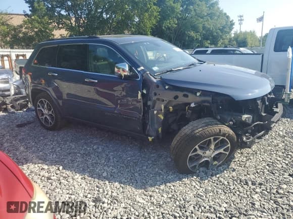 ✅ 2019 Jeep Grand Cherokee Overland • VIN: 1C4RJFCG7KC739724 • Lot: 66186435. Listed on Copart with 61,536 mi. Free auction sales archive from the USA and detailed vehicle history report at DreamBid. Image 4.