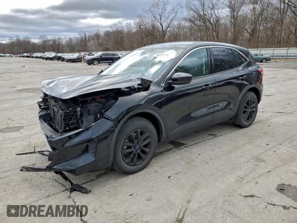 ✅ 2020 Ford Escape SE • VIN: 1FMCU9G67LUC76670 • Lot: 94526125. Listed on Copart with 25,108 mi. Free auction sales archive from the USA and detailed vehicle history report at DreamBid. Image 1.