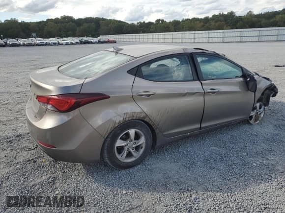 ✅ 2015 Hyundai Elantra SE • VIN: 5NPDH4AE9FH622068 • Lot: 82255405. Listed on Copart with Not provided. Free auction sales archive from the USA and detailed vehicle history report at DreamBid. Image 3.