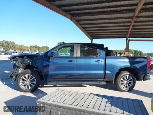 ✅ 2022 Chevrolet Silverado 1500 RST • VIN: 1GCUYEEDXNZ137209 • Лот: 43530163. Опубликован ранее на IAAI с пробегом 43 266 миль. Бесплатный доступ к архиву аукционных продаж из США и подробный отчёт об истории автомобиля на DreamBid. Изображение 15.