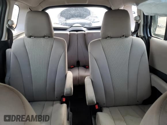 ✅ 2015 Mazda 5 Sport • VIN: JM1CW2BL8F0182070 • Lot: 90660925. Wystawiony na Copart z przebiegiem 138 845 mil. Bezpłatny archiwum sprzedaży aukcyjnych z USA i szczegółowy raport historii pojazdu na DreamBid. Zdjęcie 10.