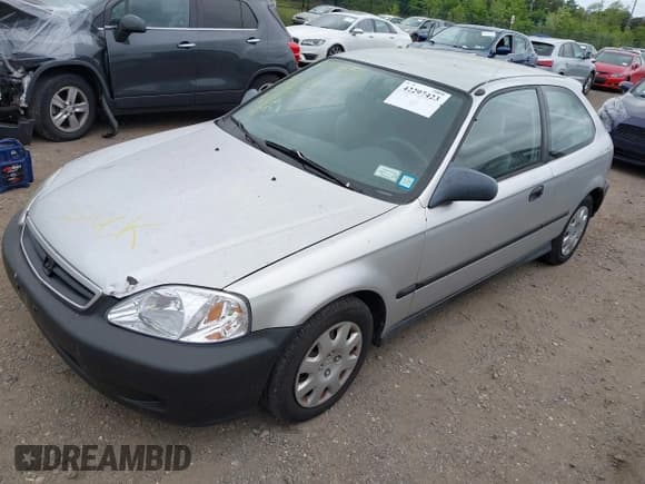 ✅ 2000 Honda Civic DX • VIN: 2HGEJ6441YH111880 • Lot: 42297423. Listed on IAAI with 163,631 mi. Free auction sales archive from the USA and detailed vehicle history report at DreamBid. Image 2.