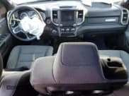 ✅ 2022 Ram 1500 Big Horn • VIN: 1C6RREBG0NN261148 • Лот: 92025435. Опубликован ранее на Copart с пробегом 120 706 миль. Бесплатный доступ к архиву аукционных продаж из США и подробный отчёт об истории автомобиля на DreamBid. Изображение 8.