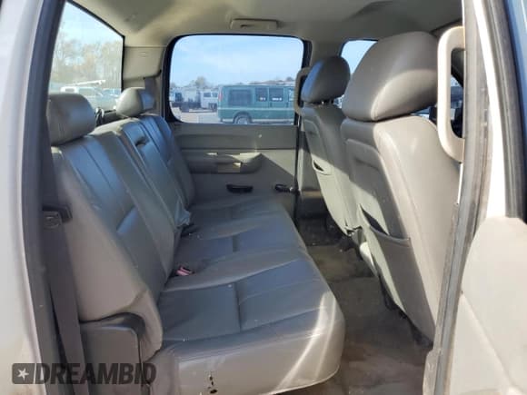 ✅ 2012 Chevrolet Silverado 2500HD Work Truck • VIN: 1GC1CVCG9CF172465 • Lot: 93243875. Wystawiony na Copart z przebiegiem 230 297 mil. Bezpłatny archiwum sprzedaży aukcyjnych z USA i szczegółowy raport historii pojazdu na DreamBid. Zdjęcie 10.