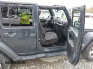 ✅ 2017 Jeep Wrangler Unlimited Sport • VIN: 1C4BJWDG9HL624244 • Lot: 43463554. Wystawiony na IAAI z przebiegiem 80 768 mil. Bezpłatny archiwum sprzedaży aukcyjnych z USA i szczegółowy raport historii pojazdu na DreamBid. Zdjęcie 5.