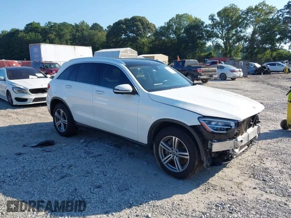 ✅ 2021 Mercedes-Benz GLC 300 • VIN: W1N0G8DB3MV270279 • Lot: 42998277. Listed on IAAI with 72,855 mi. Free auction sales archive from the USA and detailed vehicle history report at DreamBid. Image 1.