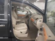 ✅ 2008 Chrysler Town & Country Limited • VIN: 2A8HR64X48R662015 • Lot: 42960980. Wystawiony na IAAI z przebiegiem 197 356 mil. Bezpłatny archiwum sprzedaży aukcyjnych z USA i szczegółowy raport historii pojazdu na DreamBid. Zdjęcie 5.