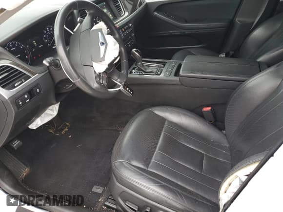 ✅ 2016 Hyundai Genesis 3.8L • VIN: KMHGN4JE5GU134695 • Lot: 82544704. Wystawiony na Copart z przebiegiem 100 366 mil. Bezpłatny archiwum sprzedaży aukcyjnych z USA i szczegółowy raport historii pojazdu na DreamBid. Zdjęcie 7.