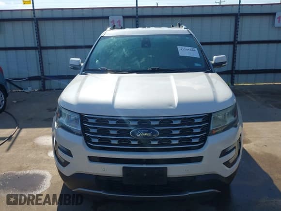 ✅ 2017 Ford Explorer Limited • VIN: 1FM5K7F84HGD86619 • Lot: 43545889. Wystawiony na IAAI z przebiegiem 139 772 mil. Bezpłatny archiwum sprzedaży aukcyjnych z USA i szczegółowy raport historii pojazdu na DreamBid. Zdjęcie 12.
