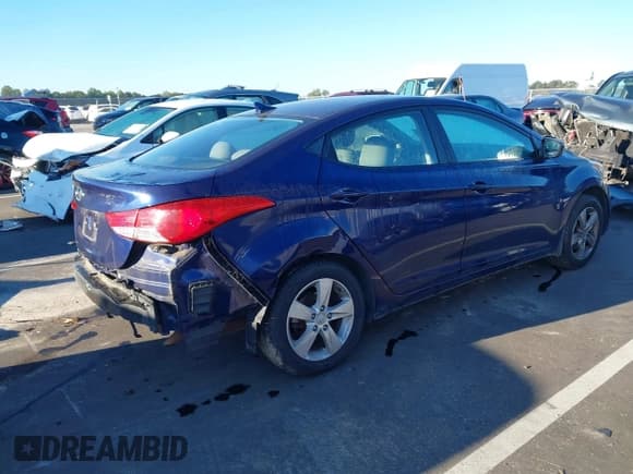 ✅ 2012 Hyundai Elantra GLS • VIN: 5NPDH4AE6CH085106 • Lot: 43452319. Listed on IAAI with 156,004 mi. Free auction sales archive from the USA and detailed vehicle history report at DreamBid. Image 4.