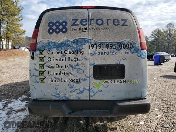 ✅ 2014 Chevrolet Express Cargo • VIN: 1GCWGGBA3E1210372 • Lot: 42110205. Listed on Copart with 124,309 mi. Free auction sales archive from the USA and detailed vehicle history report at DreamBid. Image 6.