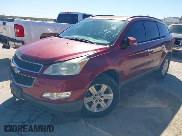 ✅ 2010 Chevrolet Traverse 1LT • VIN: 1GNLRFED3AS143488 • Lot: 43586386. Wystawiony na IAAI z przebiegiem 155 557 mil. Bezpłatny archiwum sprzedaży aukcyjnych z USA i szczegółowy raport historii pojazdu na DreamBid. Zdjęcie 2.