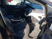 ✅ 2019 Chevrolet Bolt EV Premier • VIN: 1G1FZ6S09K4101669 • Lot: 41752348. Wystawiony na IAAI z przebiegiem 126 786 mil. Bezpłatny archiwum sprzedaży aukcyjnych z USA i szczegółowy raport historii pojazdu na DreamBid. Zdjęcie 5.