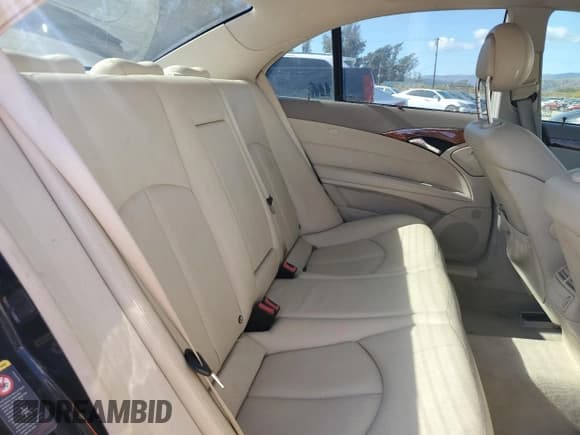 ✅ 2005 Mercedes-Benz E 320 • VIN: WDBUF65J15A649763 • Лот: 82385215. Опубликован ранее на Copart с пробегом Не указан. Бесплатный доступ к архиву аукционных продаж из США и подробный отчёт об истории автомобиля на DreamBid. Изображение 10.