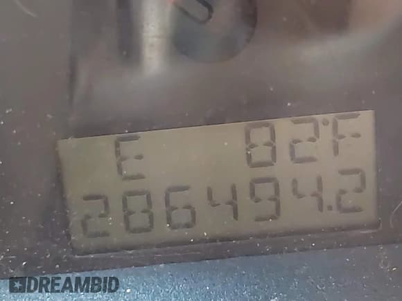 ✅ 2005 Ford F-150 XLT • VIN: 1FTRW12W35FB34549 • Lot: 41923359. Listed on IAAI with 286,494 mi. Free auction sales archive from the USA and detailed vehicle history report at DreamBid. Image 7.